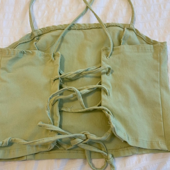 Light green crop top - Picture 2 of 2